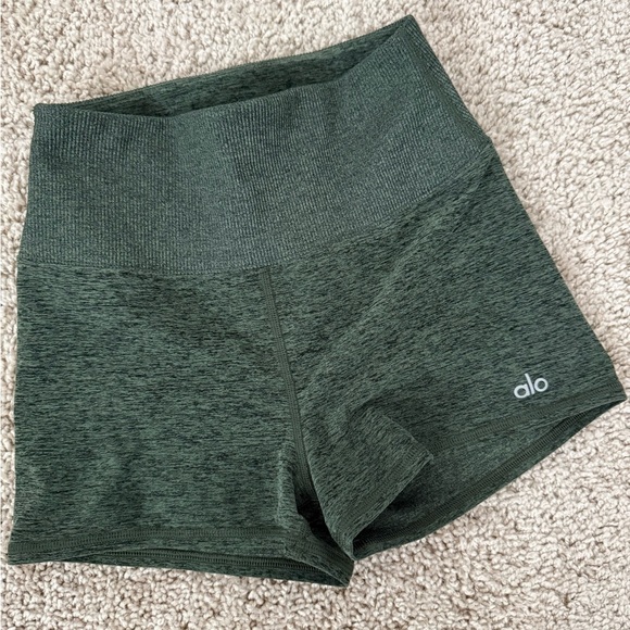 ALO Yoga Pants - ALO Yoga Women's softsculpt green heather Shorts